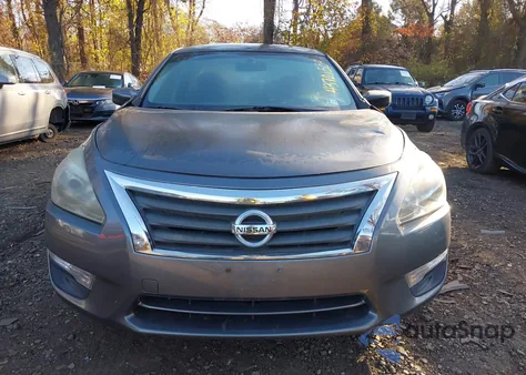 2014 Nissan Altima 2.5/2.5 S/2.5 Sl/2.5 Sv z USA, uszkodzony, nr VIN 1N4AL3AP7EN378115